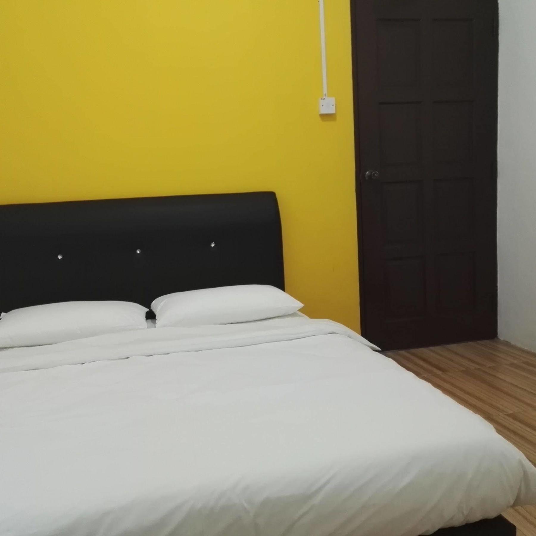 Spot On 89886 Backpacker'S Stay Services Kuching Buitenkant foto