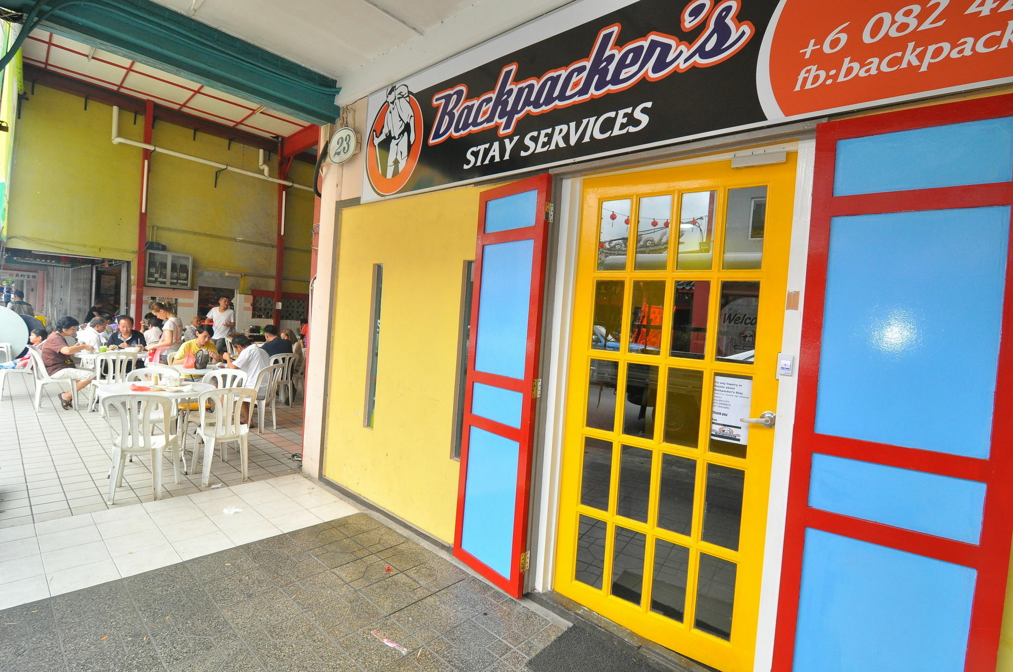 Spot On 89886 Backpacker'S Stay Services Kuching Buitenkant foto